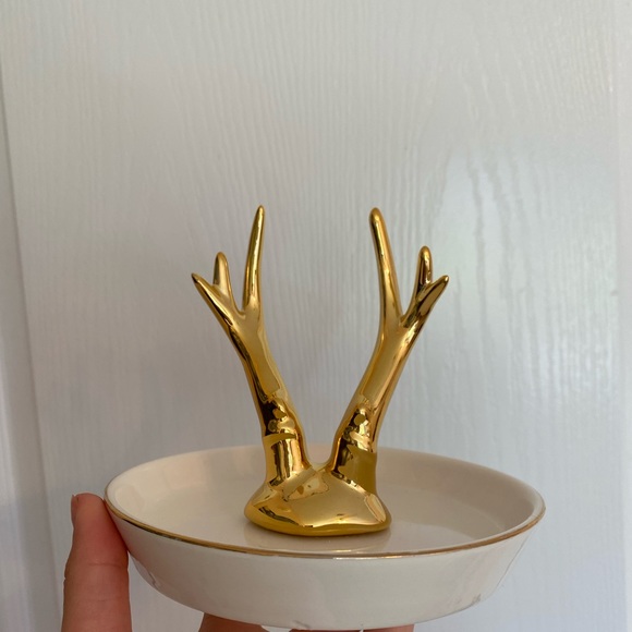 White porcelain jewelry dish with gold plated ring holder! - Picture 1 of 4